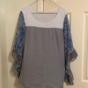 Ladies plus size top